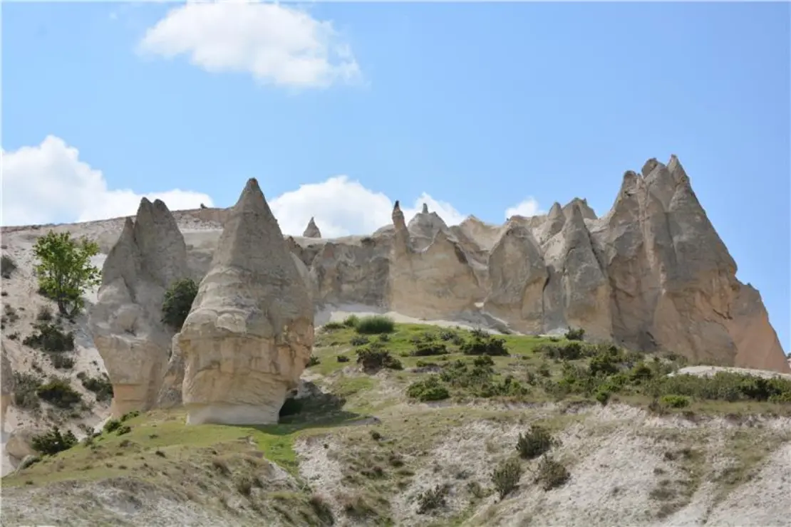 Afyon İscehisar Peri Bacaları Hakkında Bilmeniz Gerekenler image